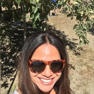 Meet your Posher, Suzanne